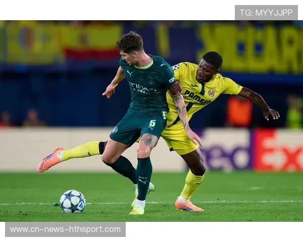 曼城前场压迫课:球员练习在对方半场进行高效拼抢 曼城前场压迫课:球员练习在对方半场进行高效拼抢