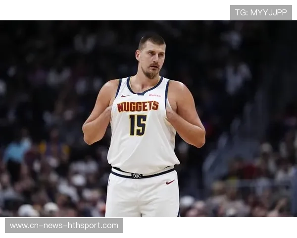 约基奇高位接球落下投进,掘金进攻端稳中有进 约基奇高位接球落下投进,掘金进攻端稳中有进