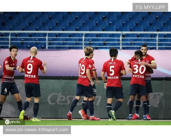 萨卡单刀突入禁区低射得分